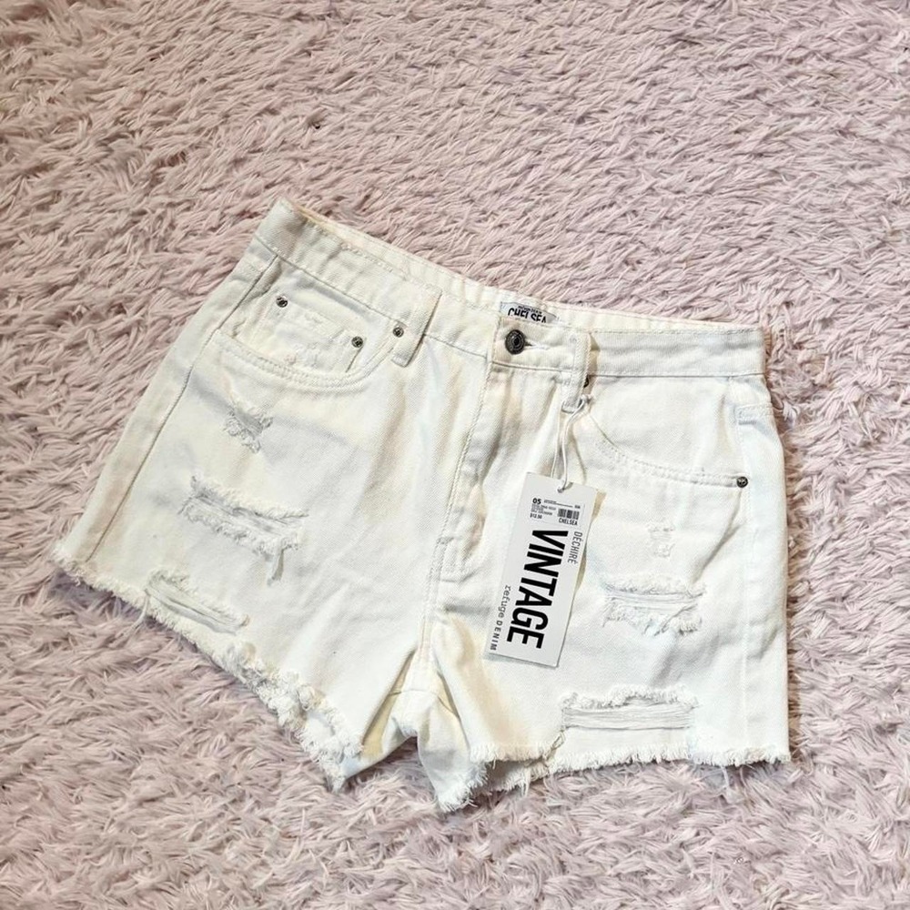 NWT Vintage White Denim Chelsea Summer Concert Music Fest Shorts Womens 5 Rustic